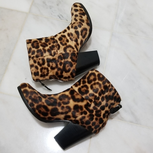 Rag & Bone Leopard Calf Hair Newbury Booties 39.5 - Picture 8 of 11
